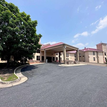 Hotel Wingate By Wyndham Waynesboro Exteriér fotografie